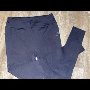 Black scrunched gymshark leggings